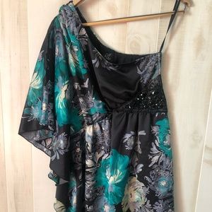 Off shoulder super cute mini dress